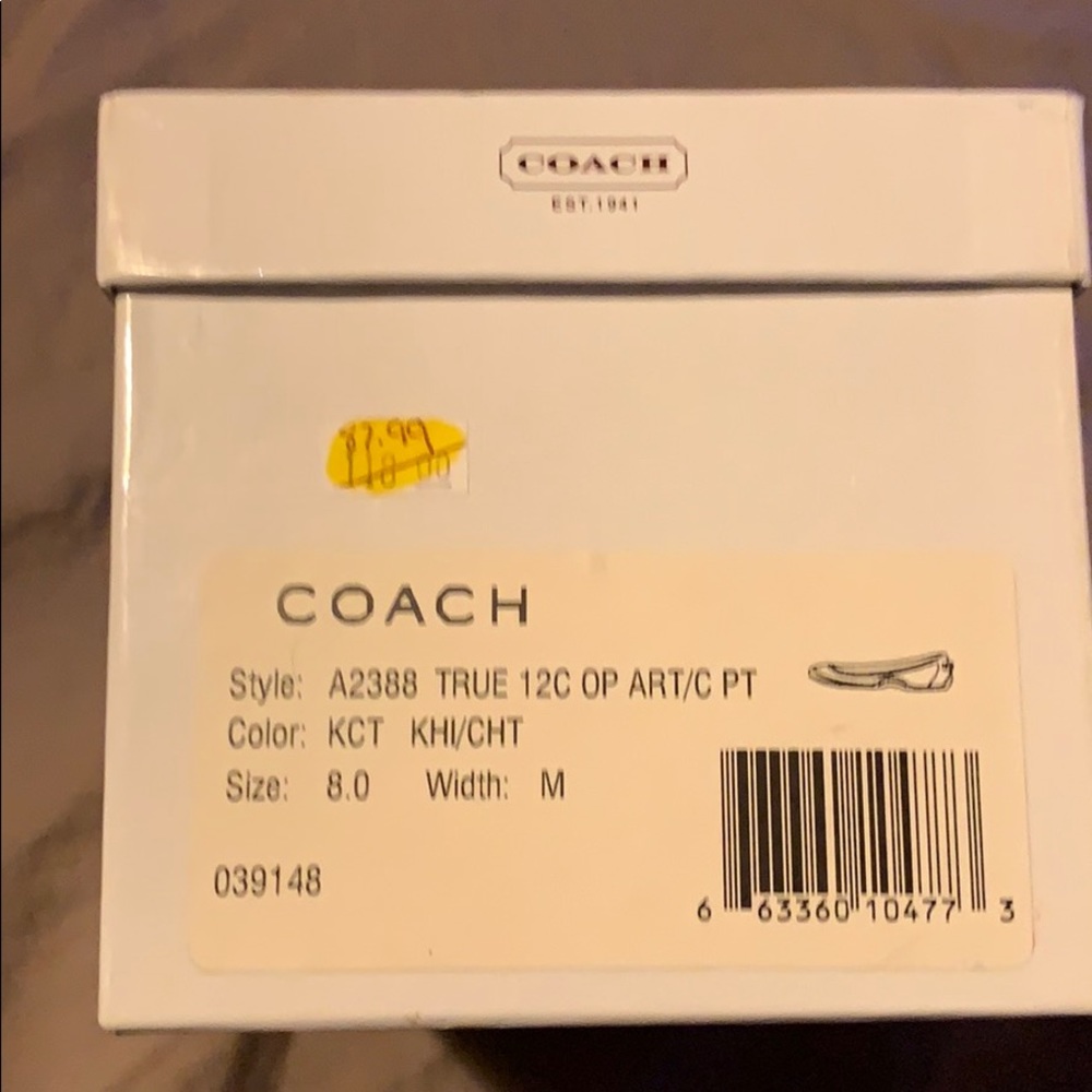 Size 8, Coach True Flats